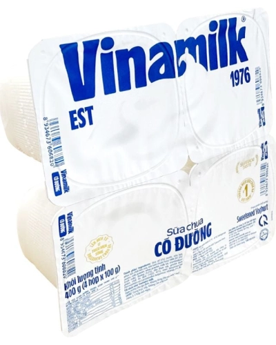 Sữa chua có đường Vinamilk (vỉ 4 hộp x 100g)