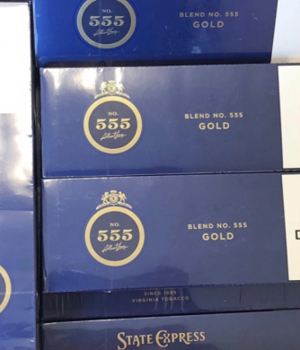 Thuốc lá Ba Số 555 Việt Nam bao ngắn (cây 10 bao)